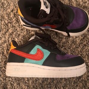 Nike multi-color NBA x Air Force 1 '06 LV8 EMB GS 'WNBA' size 6c